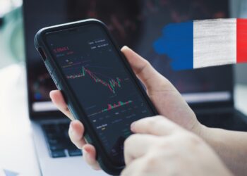 باينانس تحصل على أول موافقة تنظيمية أوروبية في فرنسا