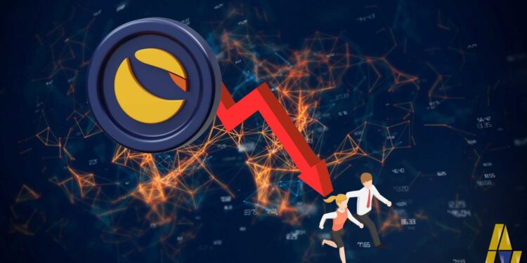 على الرغم من الخطة الجديدة لإنقاذها تيرا مستمرة بالسقوط